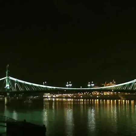 Riverside Green, 5th District Budapest