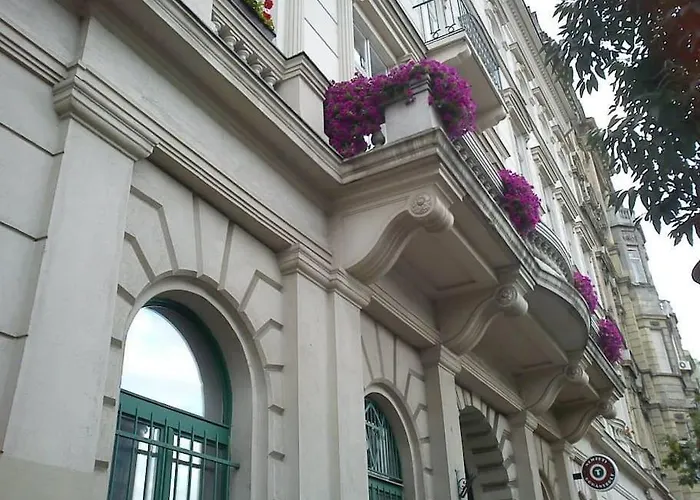 Riverside Green, 5th District Apartment Budapest