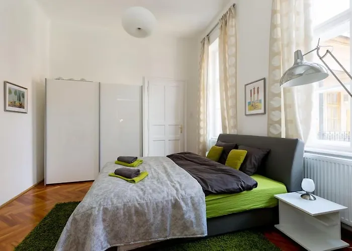 Apartment Riverside Green, 5th District Budapest