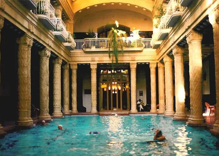 Riverside Green, 5th District Apartment