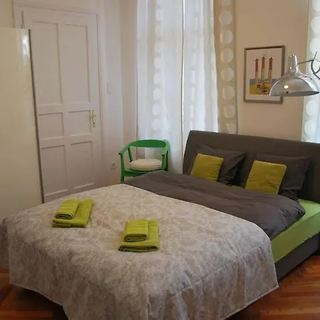 Riverside Green, 5th District شقة *