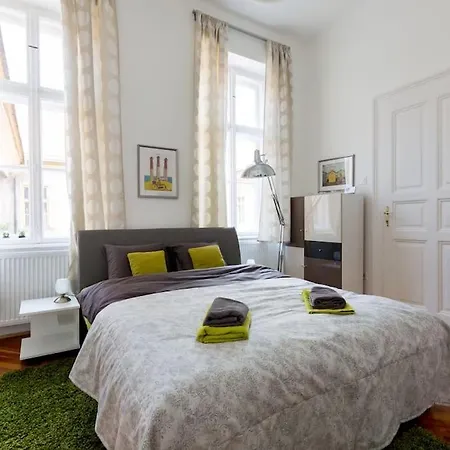 Riverside Green, 5th District شقة